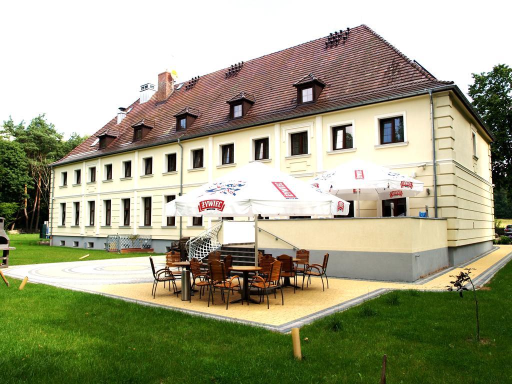 Hotel Swietoborzec Łobez Exterior foto